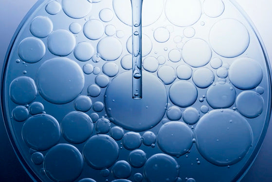 Discover the benefits of fruit acids in our facial treatments: exfoliation, hydration, anti-aging and care for smooth, radiant and renewed skin.